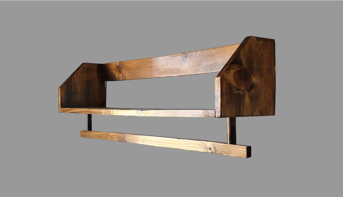 Quilt or Blanket Holder with Shelf For Wall